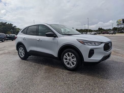 New 2026 Ford Escape Active FWD image 2