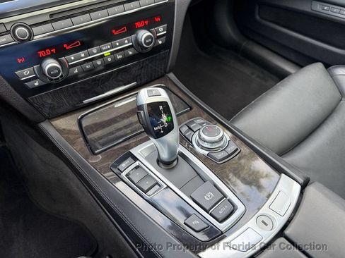 Used 2011 BMW 750i RWD image 51