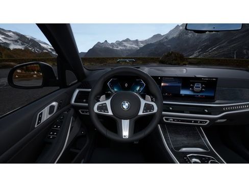 New 2026 BMW X5 xDrive50e image 13