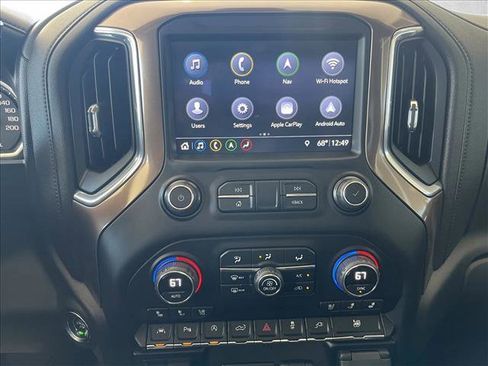 Used 2019 Chevrolet Silverado 1500 High Country image 13