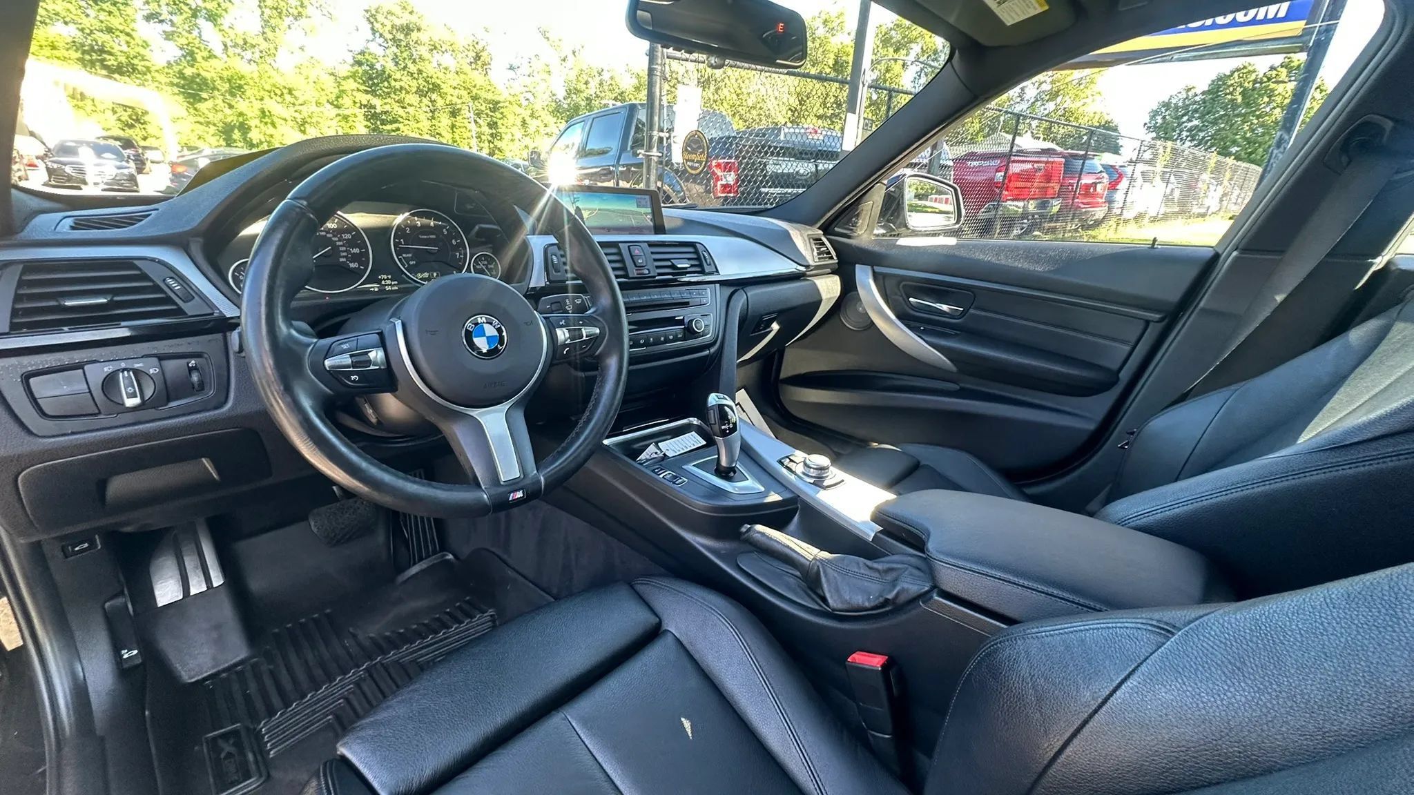 Used 2013 BMW 335i xDrive Sedan AWD/4WD image 25