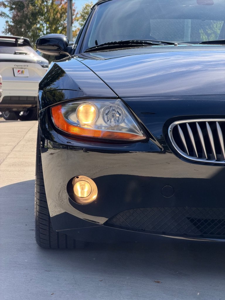 Used 2004 BMW Z4 3.0i RWD image 12