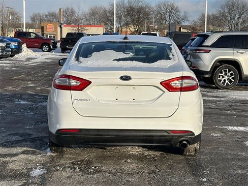 Used 2014 Ford Fusion S image 5