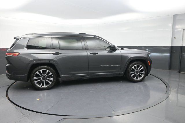 Used 2021 Jeep Grand Cherokee L Overland w/ Luxury Tech Group IV AWD/4WD image 11