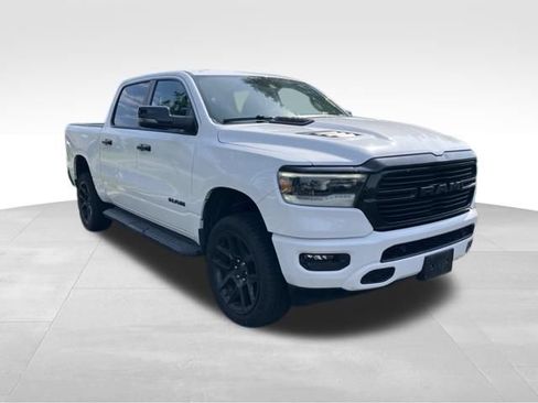 Used 2023 RAM 1500 Laramie AWD/4WD image 3