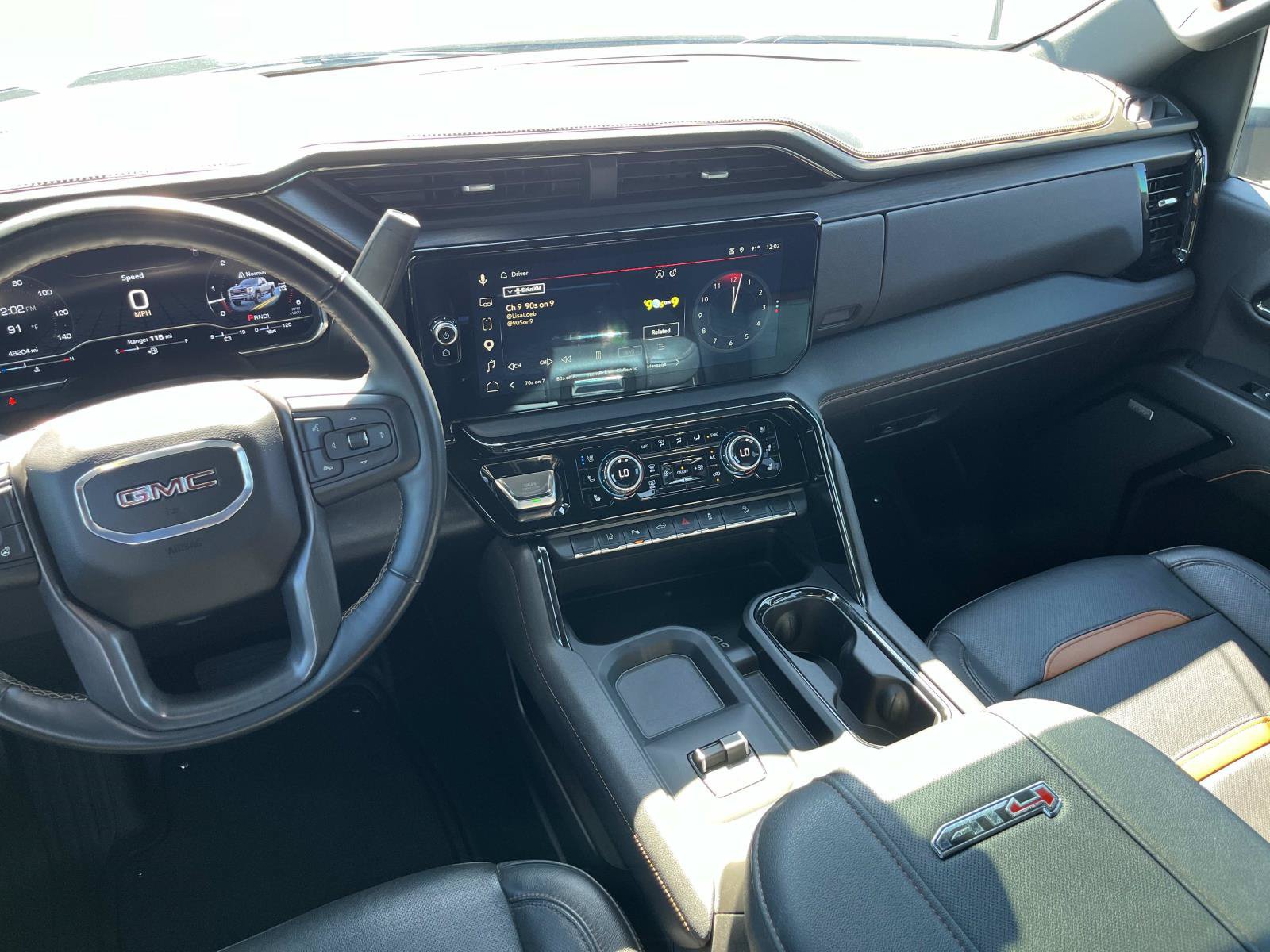 Used 2024 GMC Sierra 2500 AT4 w/ AT4 Preferred Package AWD/4WD image 13