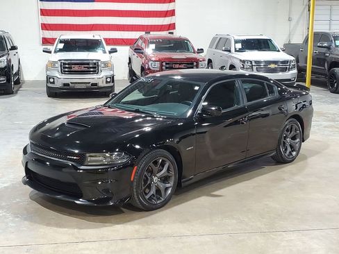 Used 2019 Dodge Charger R/T image 36