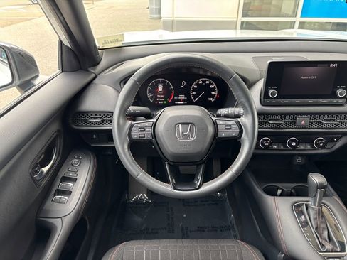 Used 2024 Honda HR-V Sport image 10