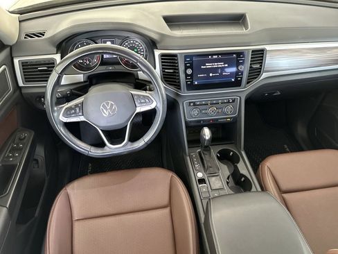 Used 2021 Volkswagen Atlas SE image 15