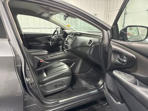 Used 2023 Nissan Murano SV FWD image 12
