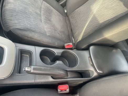 Used 2014 Nissan Sentra SV image 16