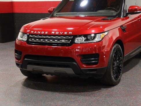Used 2017 Land Rover Range Rover Sport SE image 14