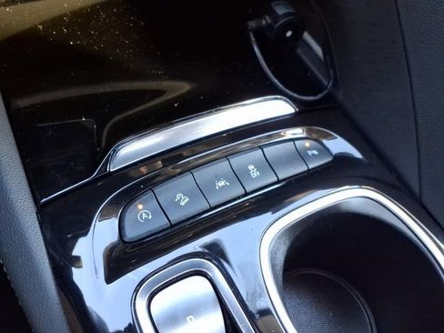 Used 2023 Buick Envision Essence w/ Sport Touring Package AWD/4WD image 35