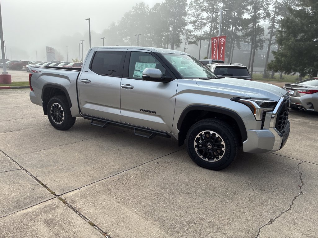 New 2026 Toyota Tundra SR5 AWD/4WD image 9