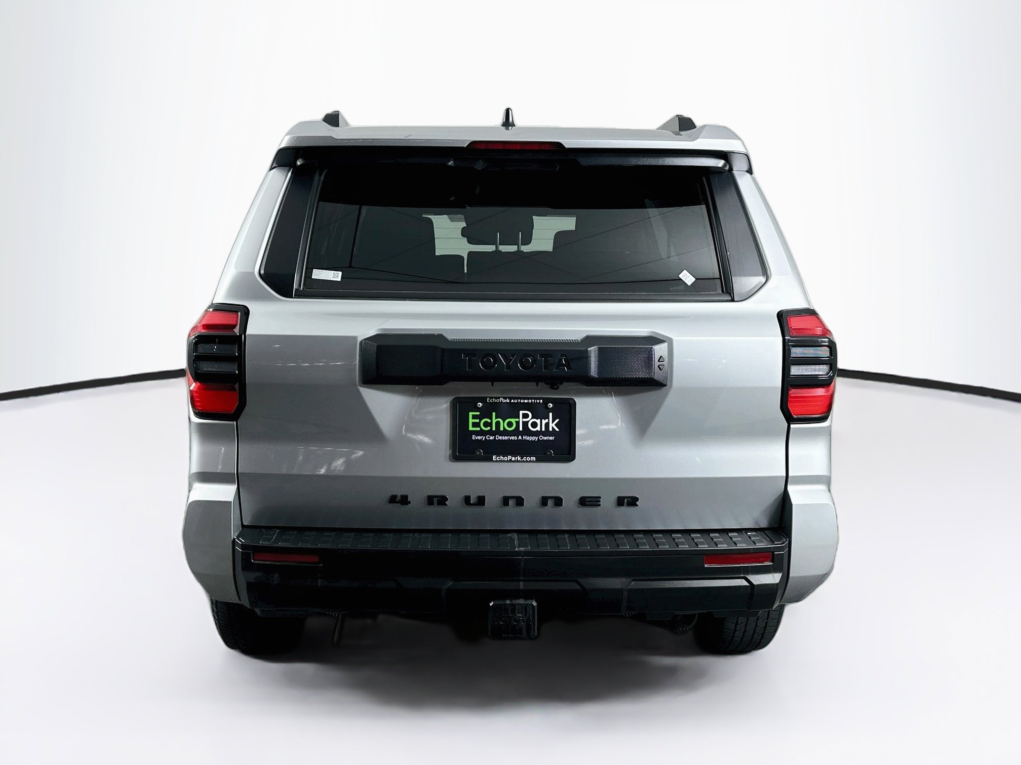 Used 2025 Toyota 4Runner SR5 AWD/4WD image 7