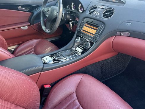 Used 2009 Mercedes-Benz SL 550 image 18
