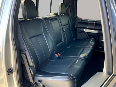 Used 2020 Ford F250 Lariat w/ Lariat Ultimate Package AWD/4WD image 18