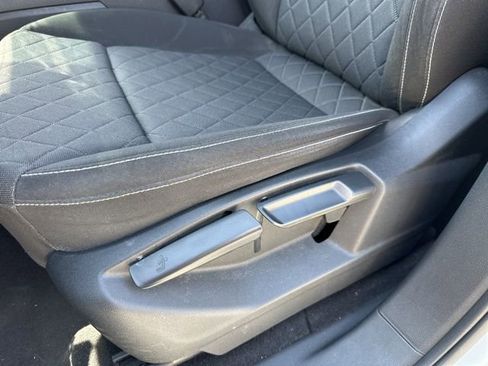 Used 2021 Volkswagen Atlas Cross Sport S image 5