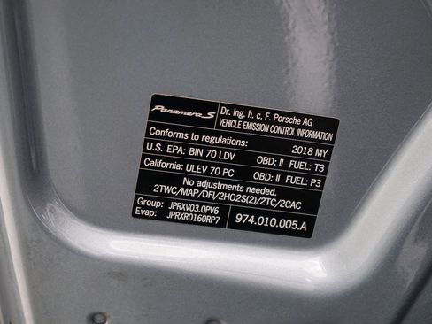 Used 2018 Porsche Panamera 4S image 36