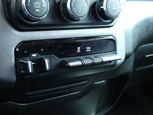 Used 2019 RAM 1500 Tradesman image 27