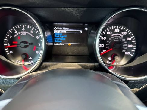 Used 2021 Ford Mustang GT RWD image 9