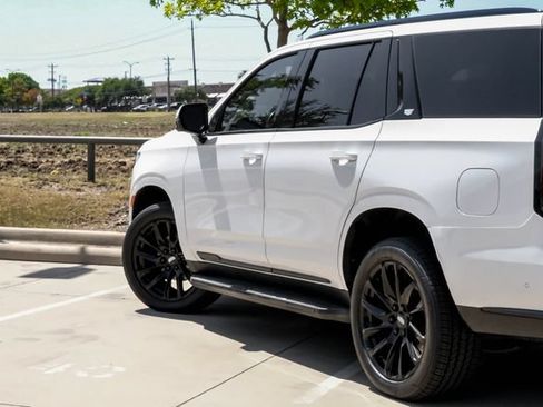 Used 2021 Cadillac Escalade Sport w/ LPO, ONYX Package RWD image 14