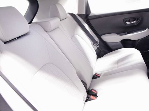 Certified 2024 Honda HR-V LX image 19