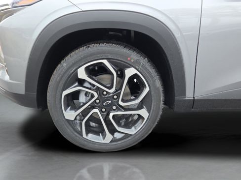 New 2026 Chevrolet Trax RS w/ Driver Confidence Package image 21