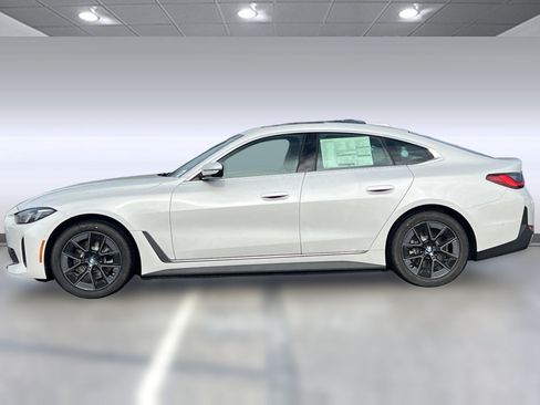 Used 2025 BMW i4 eDrive40 w/ Premium Package RWD image 2