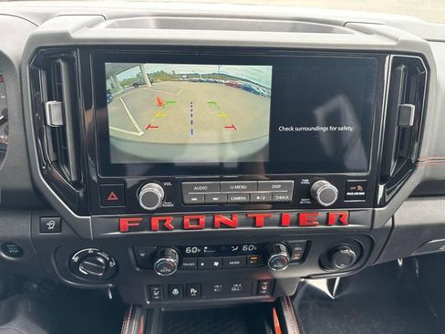 Used 2026 Nissan Frontier PRO-4X AWD/4WD image 16