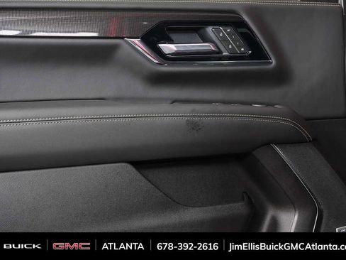 New 2026 GMC Yukon Elevation image 6
