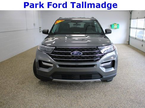 Used 2022 Ford Explorer XLT w/ Equipment Group 202A image 9