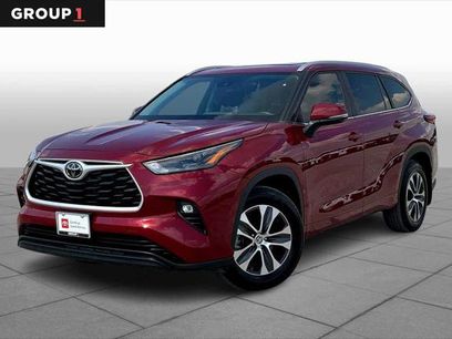 Certified 2023 Toyota Highlander XLE