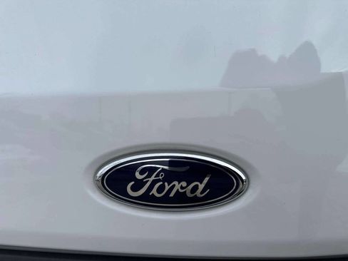 Used 2023 Ford Transit 350 350 3dr SWB Medium Roof Cargo w/ Load Area Protection Package image 20