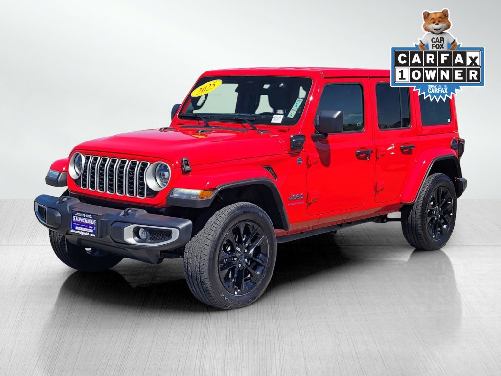 Used 2025 Jeep Wrangler Unlimited Sahara w/ Safety Group AWD/4WD image 8