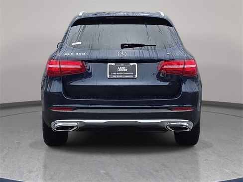 Used 2019 Mercedes-Benz GLC 300 4MATIC image 7