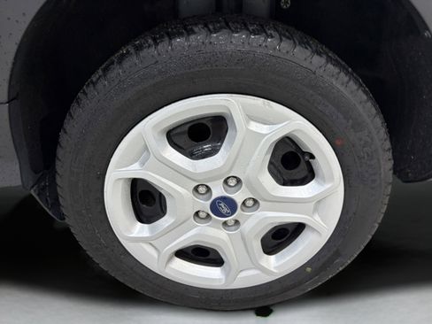 Used 2019 Ford Escape S FWD image 7