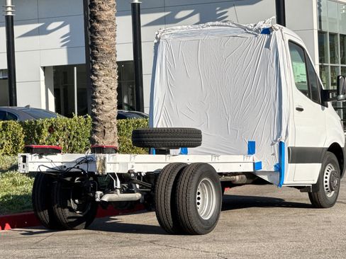 New 2024 Mercedes-Benz Sprinter 4500 image 6