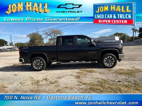 Used 2024 Chevrolet Silverado 2500 LT w/ All Star Edition image 17