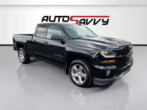 Used 2018 Chevrolet Silverado 1500 LT AWD/4WD image 1