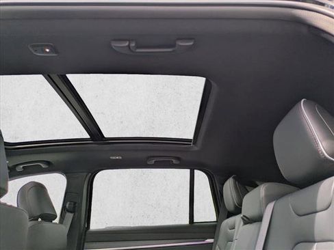 Used 2025 Jeep Wagoneer S Limited image 19