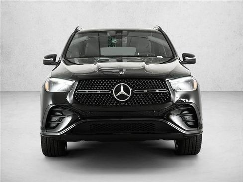 Certified 2025 Mercedes-Benz GLE 450 4MATIC image 2