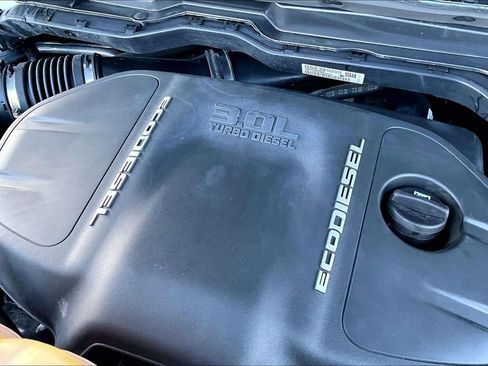 Used 2018 RAM 1500 Outdoorsman AWD/4WD image 31