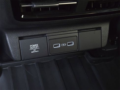 Used 2023 Acura MDX SH-AWD w/ Technology Package image 16