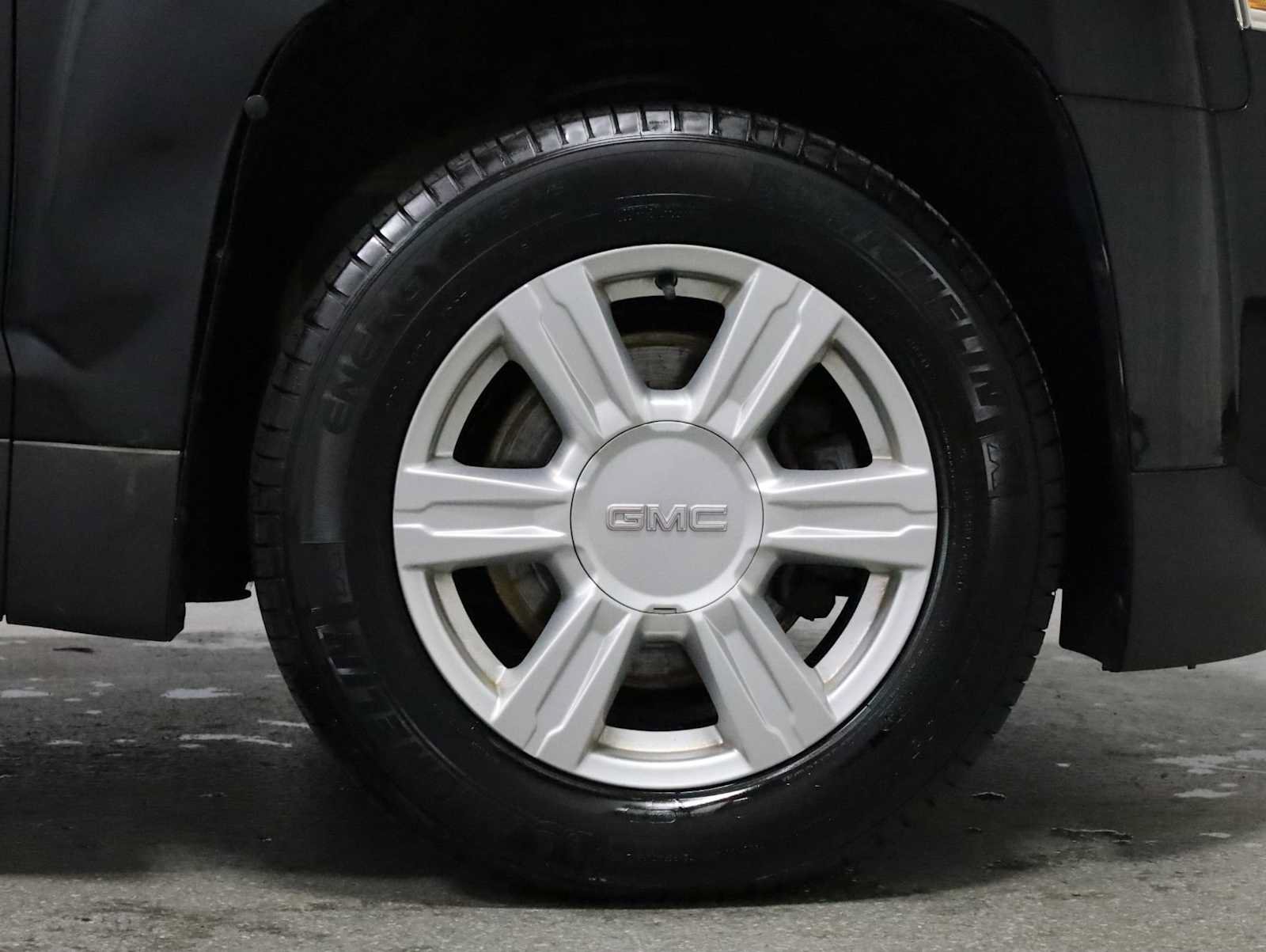 Used 2015 GMC Terrain SLE FWD image 12
