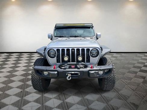 Used 2021 Jeep Gladiator Overland AWD/4WD image 2