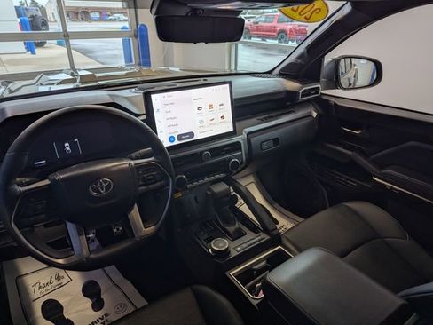 Used 2024 Toyota Tacoma TRD Pro image 9