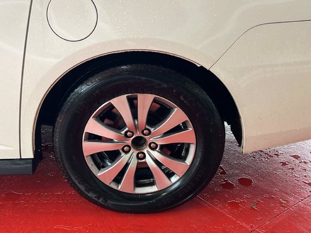 Used 2016 Honda Odyssey EX-L image 12