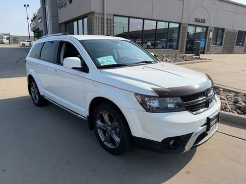 Used 2017 Dodge Journey Crossroad w/ Rear Seat Video Group I AWD/4WD image 1