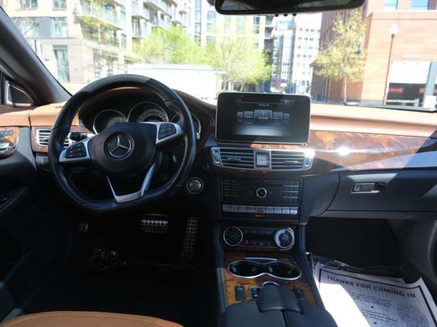 Used 2017 Mercedes-Benz CLS 550 w/ Premium 2 Package image 31